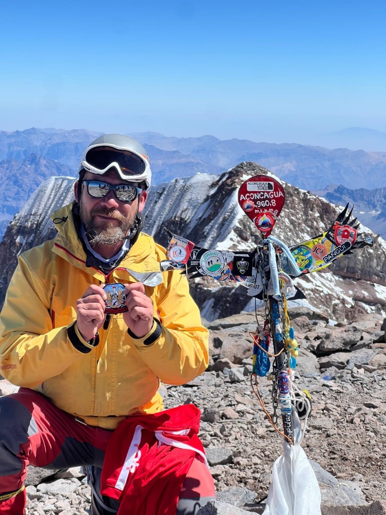 Emmanuel Ivan Soto en la cumbre del Cerro Aconcagua